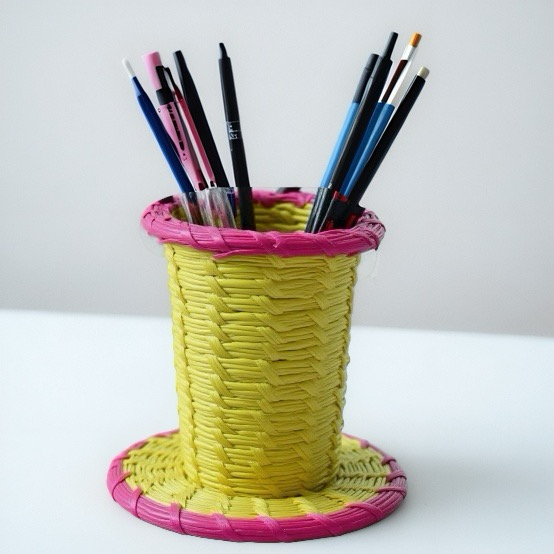Golden grass art yellow pink pen holder/decorative container